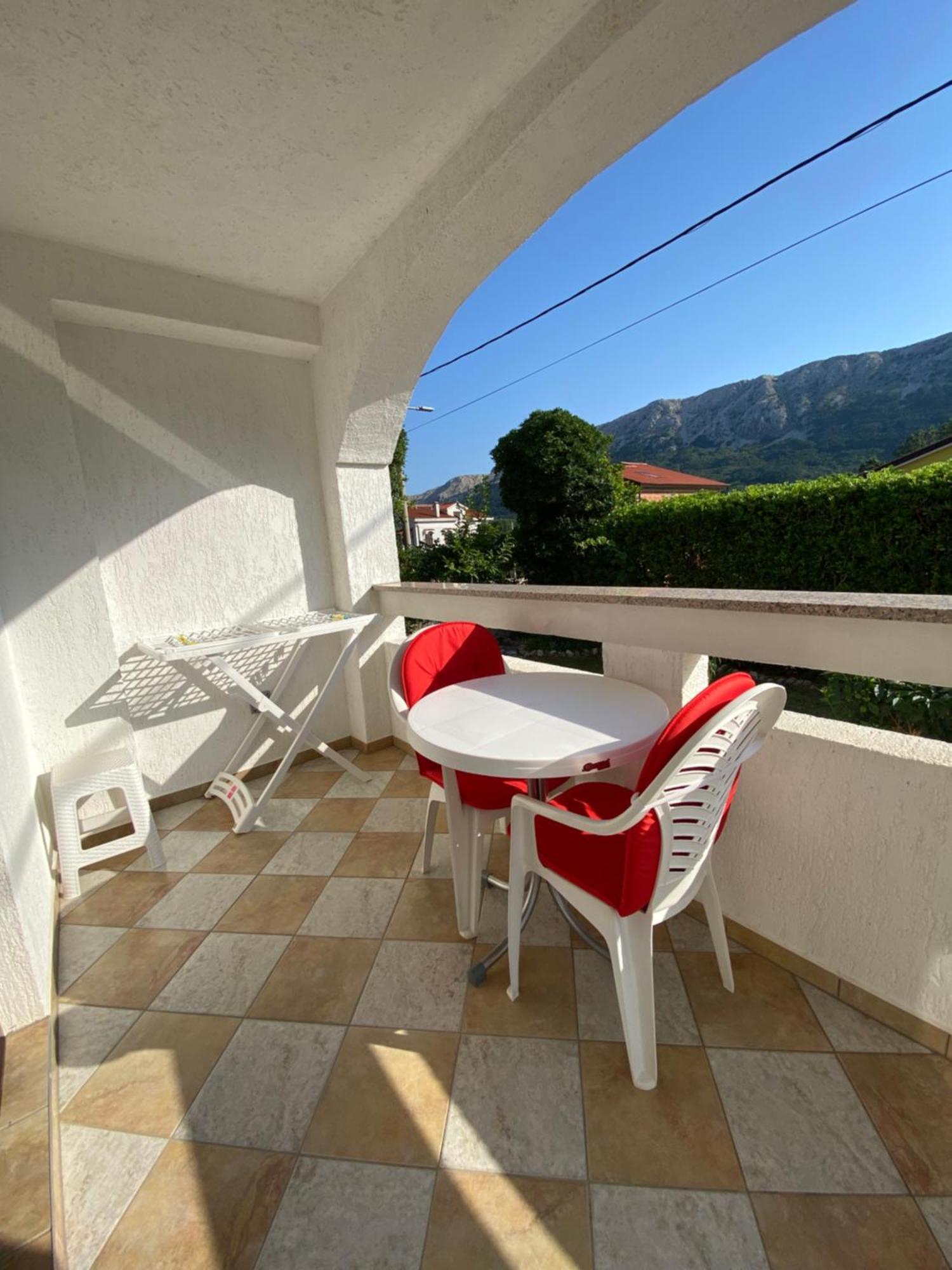 Apartments Anna III Baška Exteriör bild